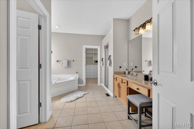 1639 Misty Hollow Court, Wildwood, MO 63038