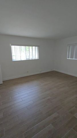 2851 NE 30th Street, Fort Lauderdale, FL 33306
