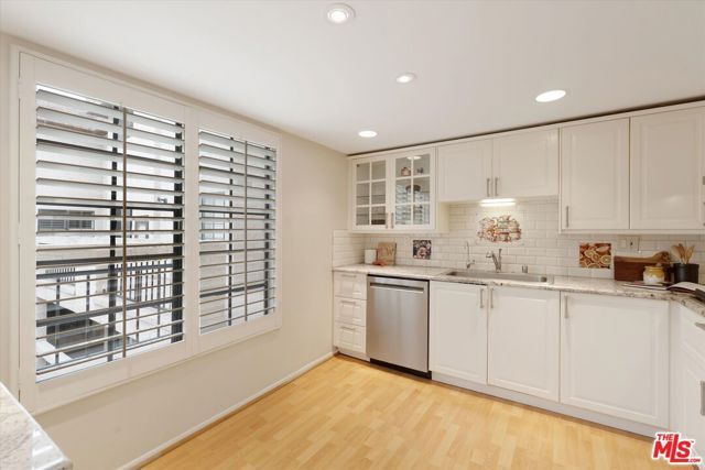 12321 Ocean Park Boulevard 15, Los Angeles, CA 90064