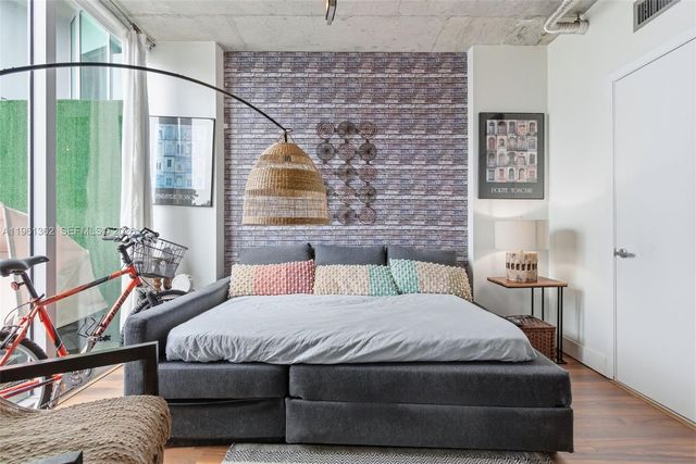 690 SW 1st Ct 3124, Miami, FL 33130