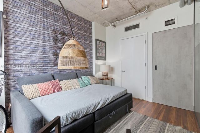 690 SW 1st Ct 3124, Miami, FL 33130