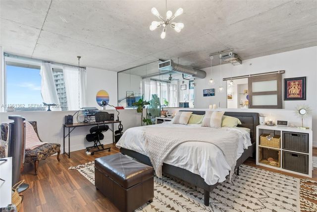 690 SW 1st Ct 3124, Miami, FL 33130