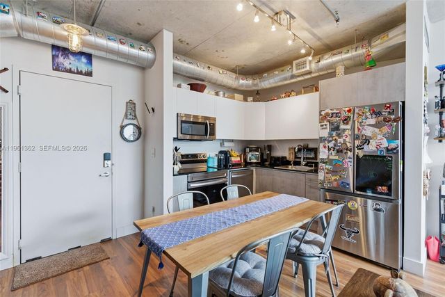 690 SW 1st Ct 3124, Miami, FL 33130