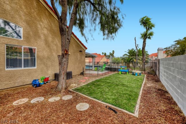 1735 Stagecoach Drive, Henderson, NV 89014