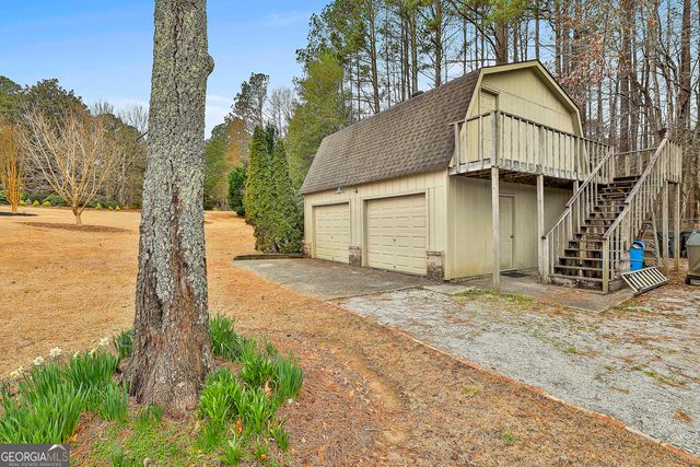 165 Sandy Lake Circle, Fayetteville, GA 30214