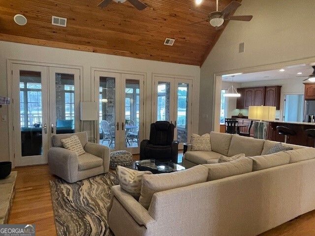 165 Sandy Lake Circle, Fayetteville, GA 30214