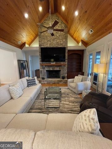 165 Sandy Lake Circle, Fayetteville, GA 30214