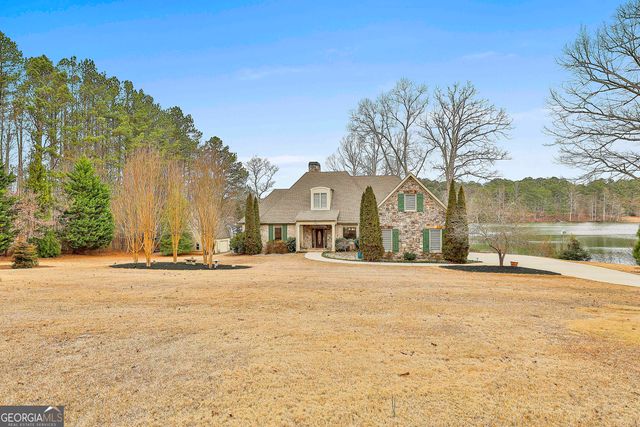 165 Sandy Lake Circle, Fayetteville, GA 30214