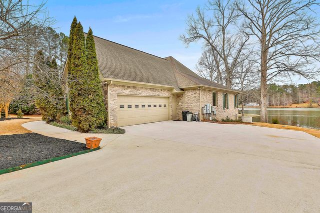 165 Sandy Lake Circle, Fayetteville, GA 30214