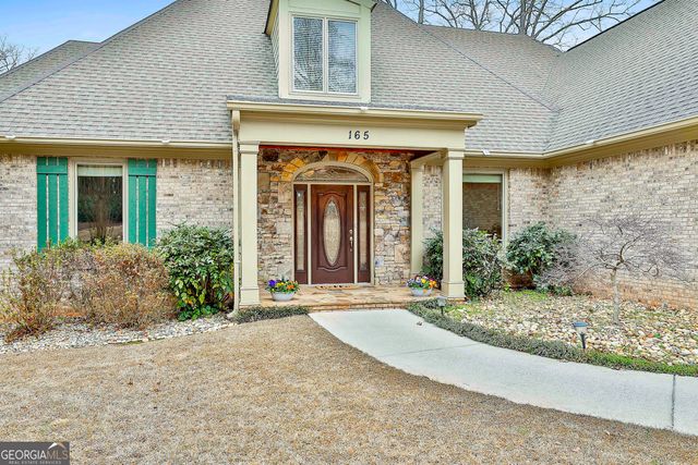 165 Sandy Lake Circle, Fayetteville, GA 30214