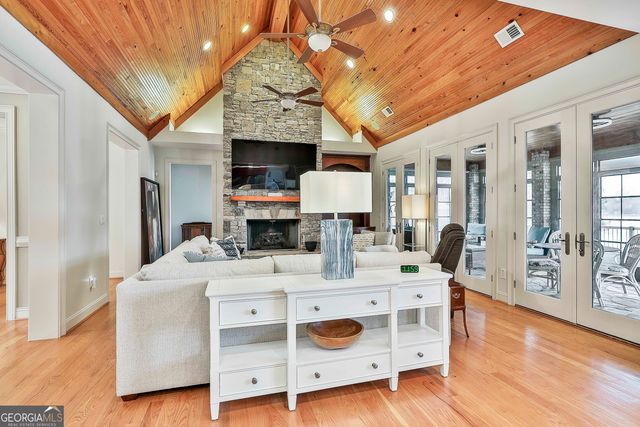 165 Sandy Lake Circle, Fayetteville, GA 30214