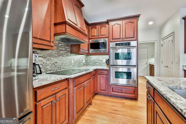 165 Sandy Lake Circle, Fayetteville, GA 30214