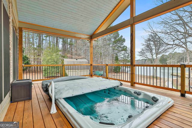 165 Sandy Lake Circle, Fayetteville, GA 30214