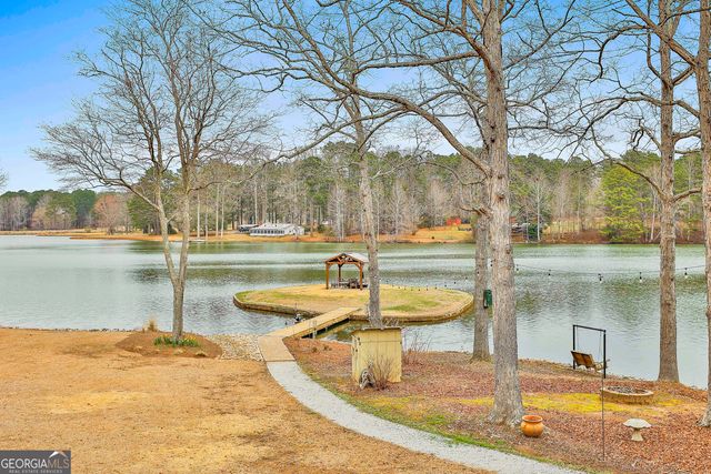 165 Sandy Lake Circle, Fayetteville, GA 30214