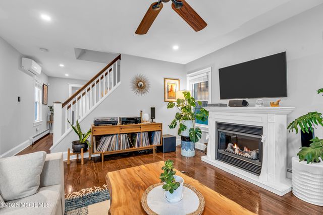 830 Dunlewy Street, Asbury Park, NJ 07712