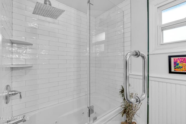 830 Dunlewy Street, Asbury Park, NJ 07712