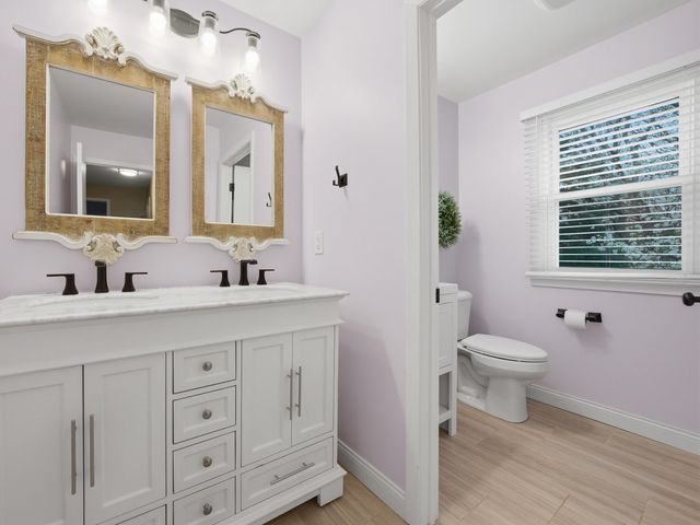 1335 Leverenz Road, Naperville, IL 60564