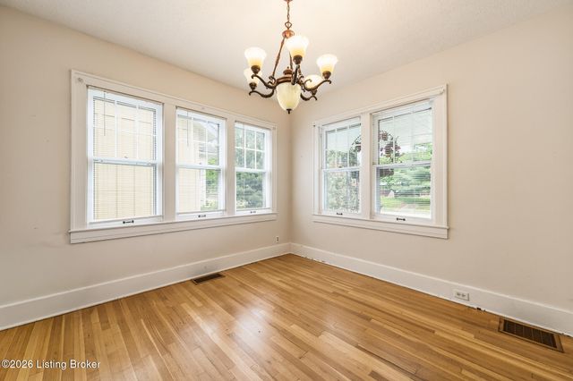 4612 S 3rd St, Louisville, KY 40214