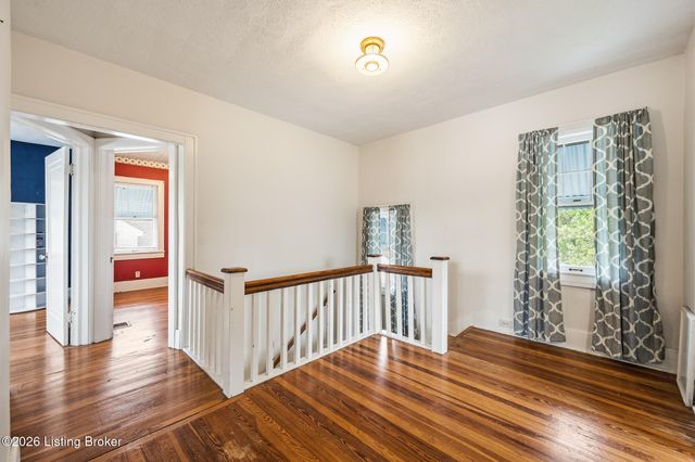 4612 S 3rd St, Louisville, KY 40214