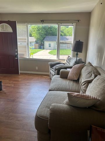 1012 N Locust Lane, Midwest City, OK 73110