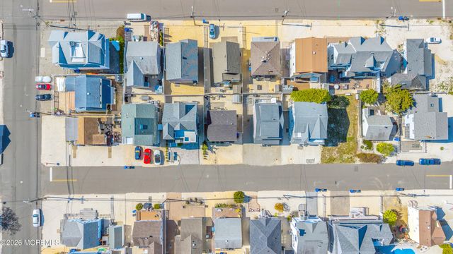 223 Durborow Avenue, Ortley Beach, NJ 08751