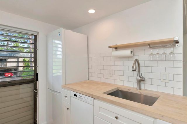 701 PINE RUN DRIVE 701, Osprey, FL 34229