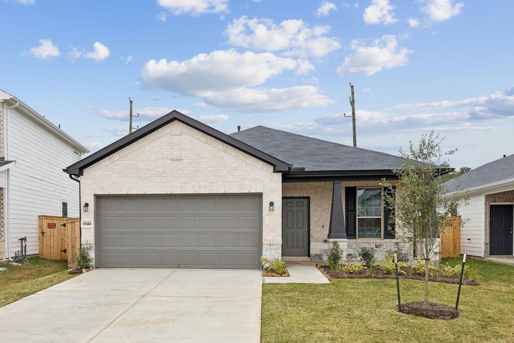 17323 Thor Well Lane, Crosby, TX 77532
