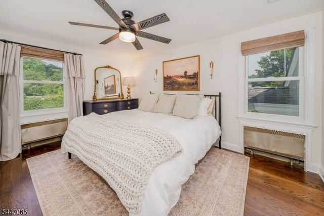 21 Duchamp Pl, Chatham Boro, NJ 07928