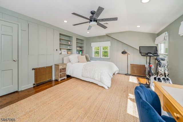 21 Duchamp Pl, Chatham Boro, NJ 07928