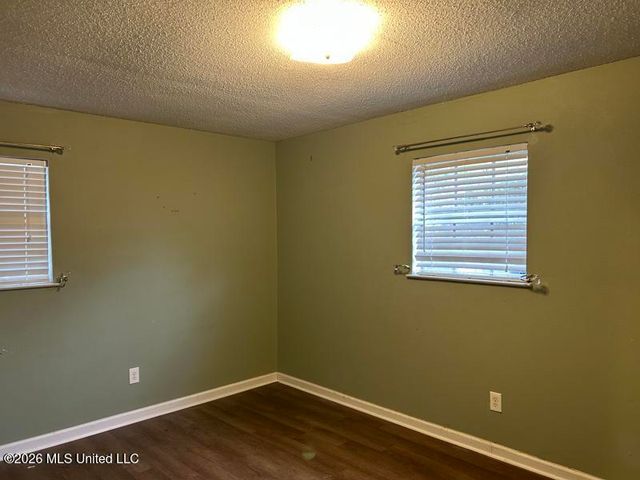 2300 Sandalwood Drive, Gautier, MS 39553