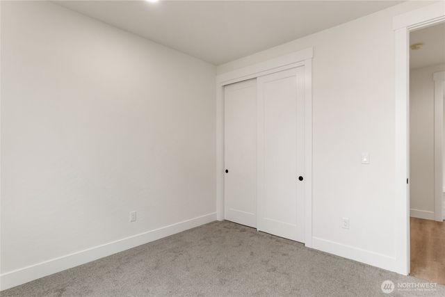 573 S Perry Avenue, East Wenatchee, WA 98802