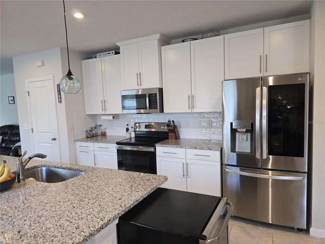 8867 PRAIRIE CREEK DRIVE, New Port Richey, FL 34655