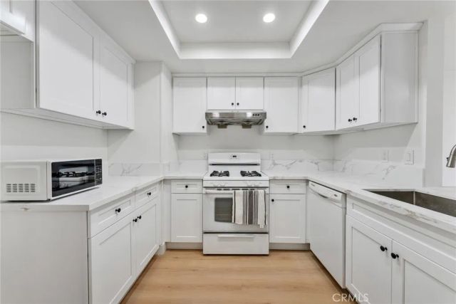 1070 Walnut Grove F, Rosemead, CA 91770