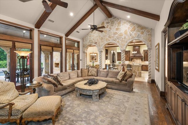 2504 Silver Table Drive, Lewisville, TX 75056
