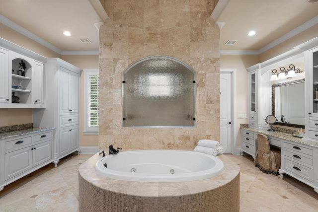2504 Silver Table Drive, Lewisville, TX 75056