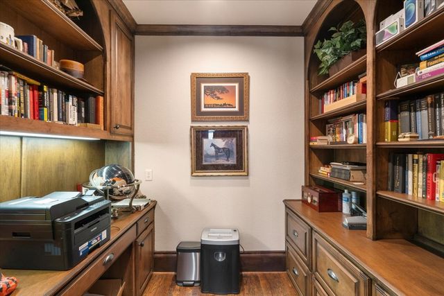 2504 Silver Table Drive, Lewisville, TX 75056