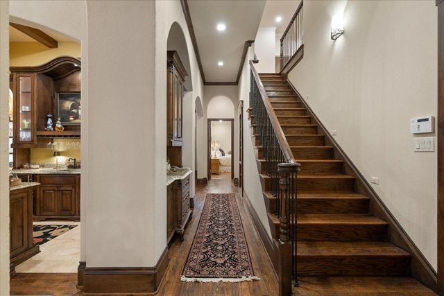 2504 Silver Table Drive, Lewisville, TX 75056