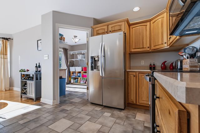 707 Tulip Drive, Three Oaks Vllg, MI 49128