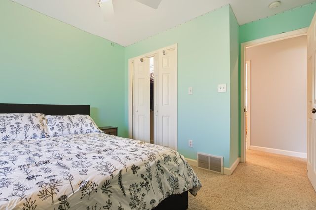707 Tulip Drive, Three Oaks Vllg, MI 49128