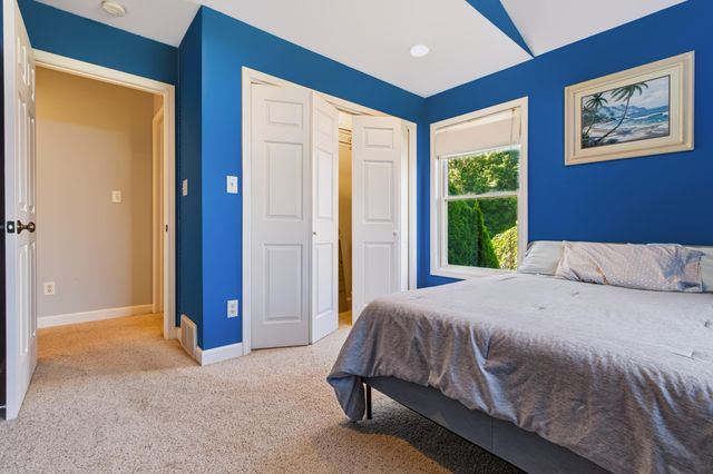 707 Tulip Drive, Three Oaks Vllg, MI 49128