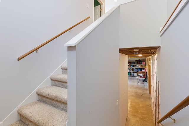707 Tulip Drive, Three Oaks Vllg, MI 49128