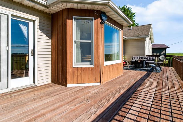 707 Tulip Drive, Three Oaks Vllg, MI 49128