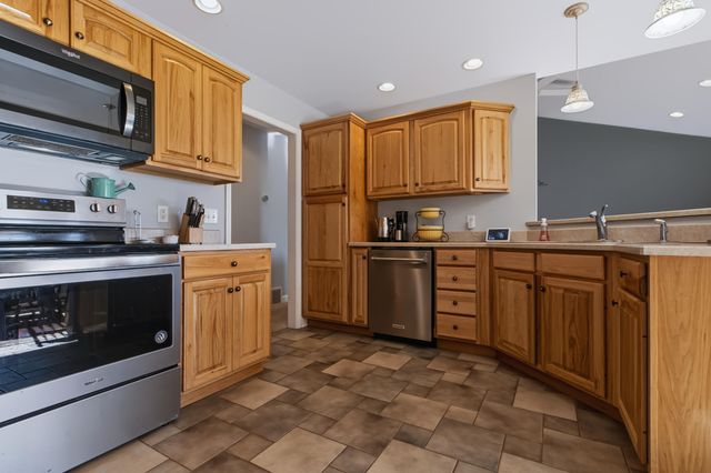 707 Tulip Drive, Three Oaks Vllg, MI 49128
