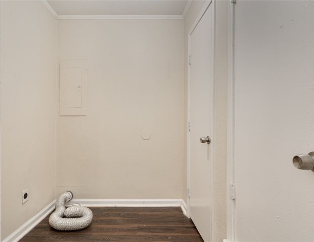 1310 Willowbrook Street, Lancaster, TX 75134