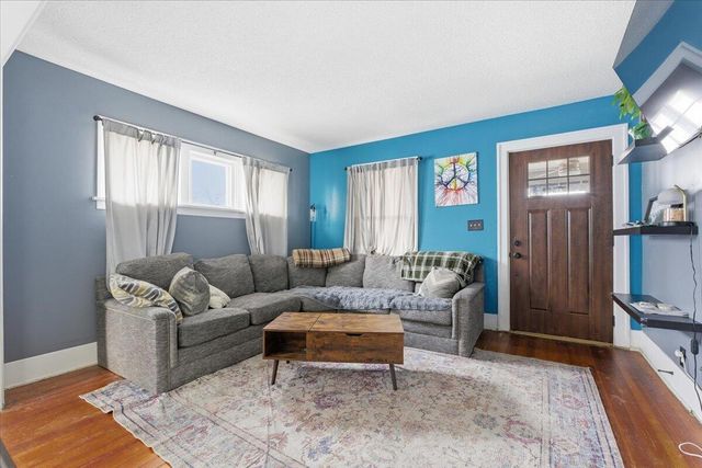 130 MORNINGSIDE Avenue, Council Bluffs, IA 51503