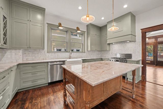 404 Avondale Street, Houston, TX 77006