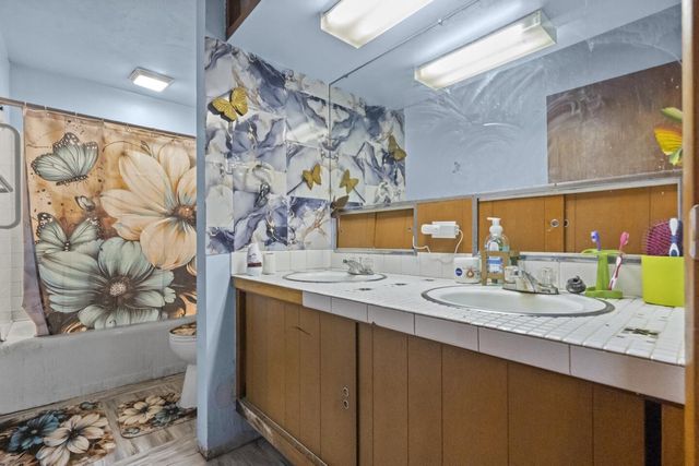 10501 S 875 E, Walkerton, IN 46574