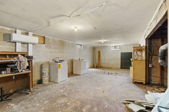 10501 S 875 E, Walkerton, IN 46574