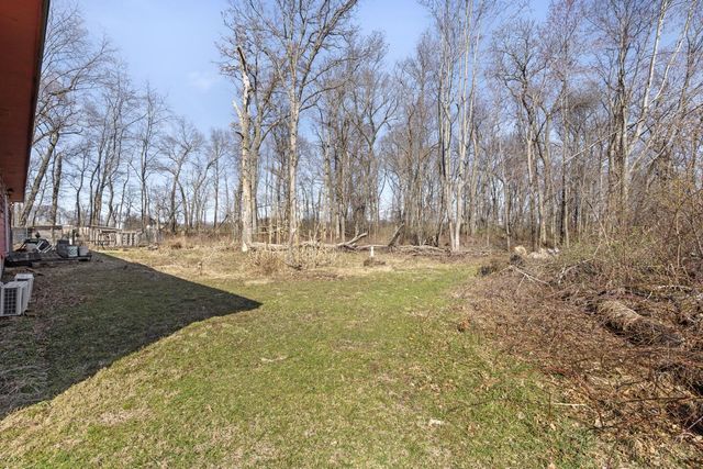 10501 S 875 E, Walkerton, IN 46574