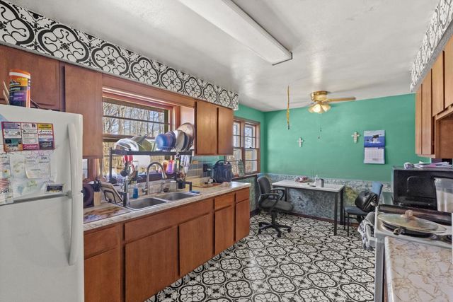 10501 S 875 E, Walkerton, IN 46574